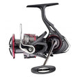 Daiwa - ballistic LT2000D - Hengelsport De Goeie Vangst